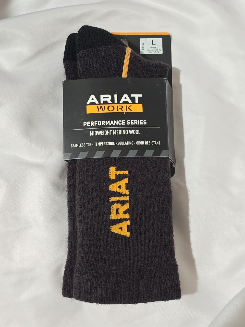 NWT Ariat Men's Work Performance Series Midweight 64% Merino Wool Crew Socks
